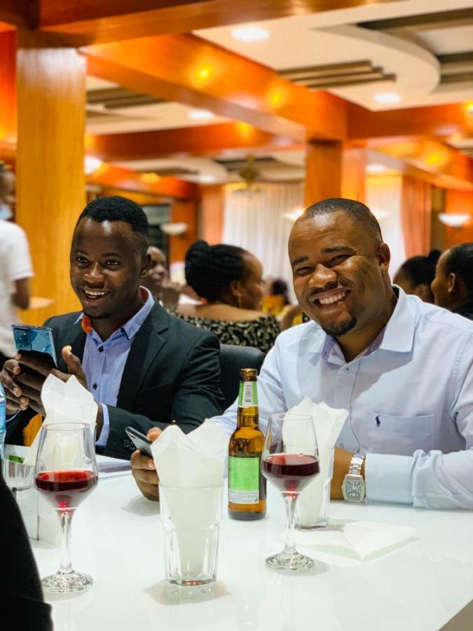 Leyshof Hotel Mwanza Ngoại thất bức ảnh