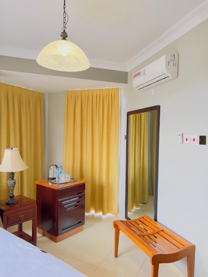 Leyshof Hotel Mwanza Ngoại thất bức ảnh